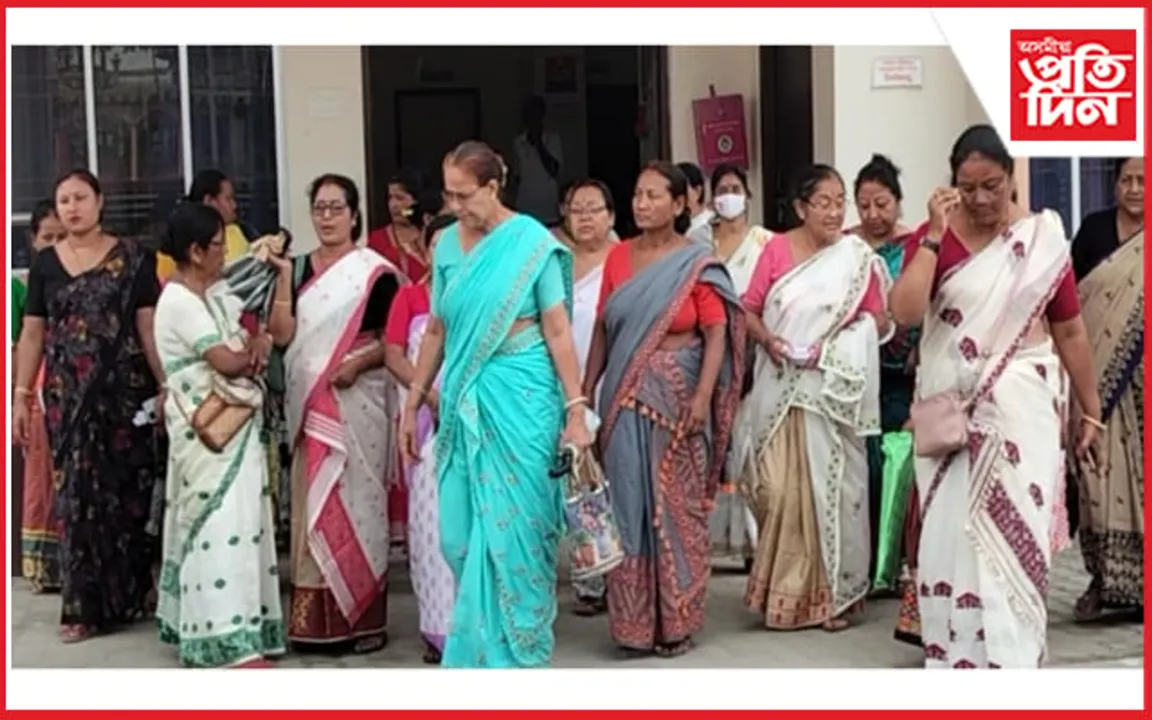 দেৱলীনাৰ হত্যাকাণ্ডৰ ঘাটক স্বামীক দোষমুক্ত কৰাৰ চক্ৰান্তঃ ক্ষুব্ধ মহিলা সমিতি