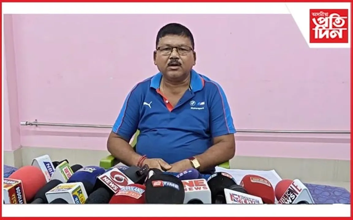 কমতাপুৰ স্বায়ত্বশাসিত পৰিষদত ৱৰ্ক অৰ্ডাৰ কেলেংকাৰী সন্দৰ্ভত সংবাদমেল