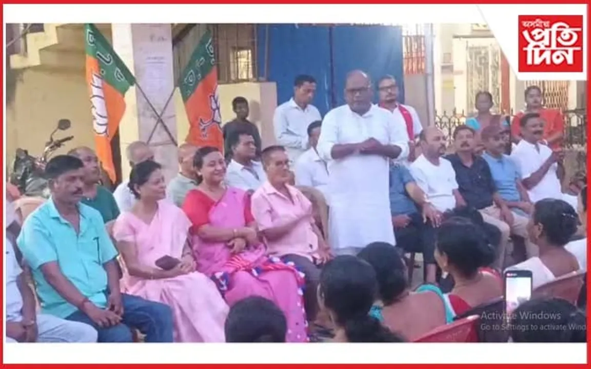 মোডীৰ শপত গ্ৰহণক লৈ কামপুৰত বিজয় উল্লাস