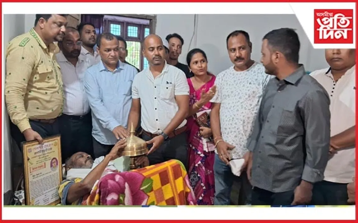 সাংবাদিক বিকাশ শৰ্মাক গোলাঘাট প্ৰেছ ক্লাবৰ ৰাজহুৱা সম্বৰ্ধনা... 