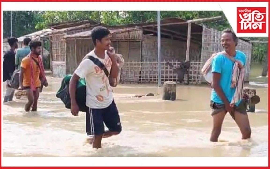 নিশাৰী নৈৰ তাণ্ডৱ : কঠীয়াতলী-কামপুৰ পথৰ যাতায়ত ব্যাহত 