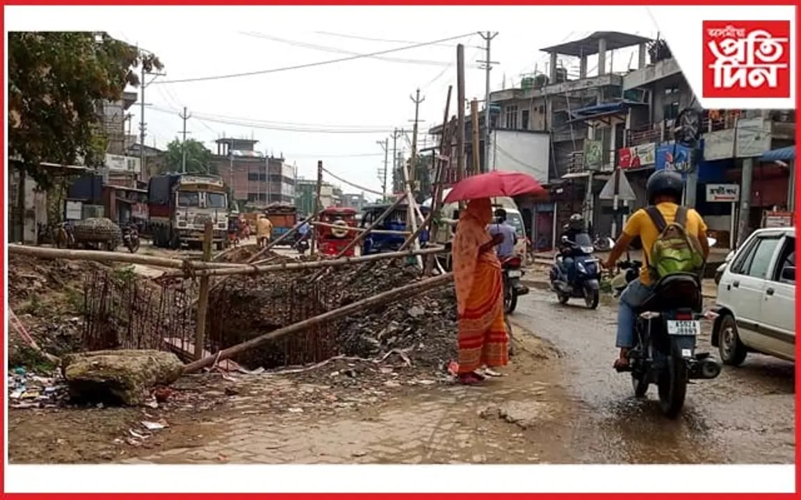 জলজীৱনত বিপৰ্যস্ত নগাঁৱৰ জনজীৱন...