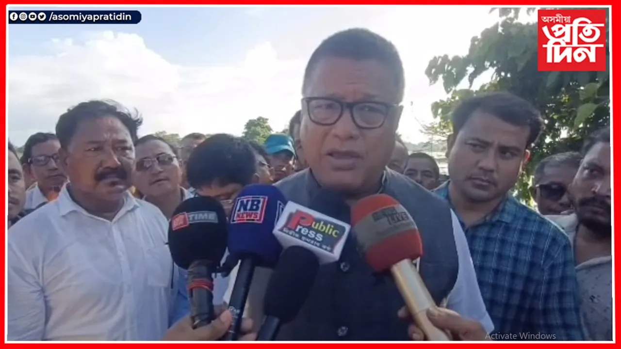 বংকোৱালৰ চিগা মথাউৰি পৰিদৰ্শন মন্ত্ৰী ৰণোজ পেগুৰ