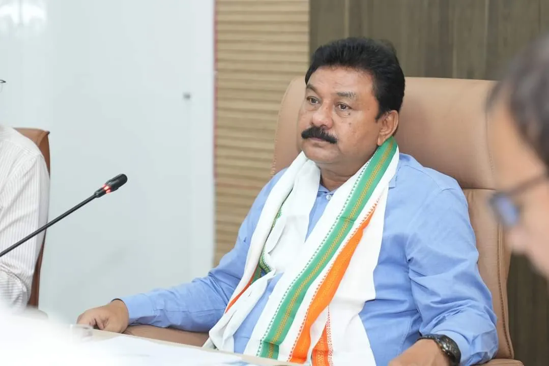 শিলচৰৰ পৰ্যালোচনা সভাত মন্ত্ৰী ৰঞ্জিত দাস