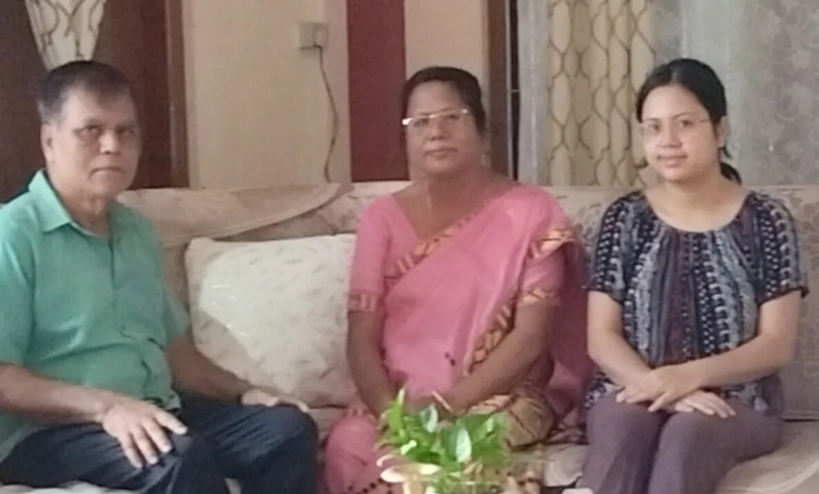 ঢকুৱাখনা উচ্চতৰ মাধ্যমিক বিদ্যালয়ৰ অধ্যক্ষা কল্পনা গগৈলৈ ৰাজ্যিক কৃতী শিক্ষকৰ বঁটা...