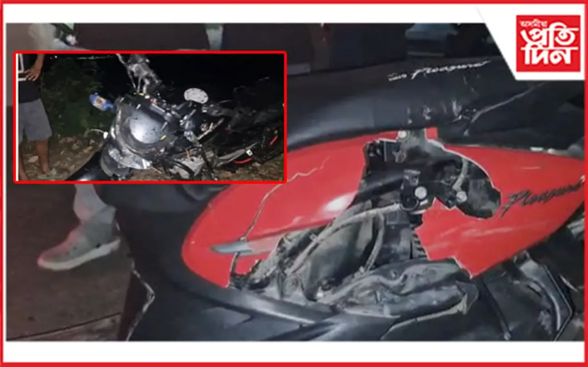 বিশ্বকৰ্মা মূৰ্তি বিসৰ্জন দিবলৈ গৈ বাইক আৰোহী ভয়ংকৰ দুৰ্ঘটনাৰ সন্মুখীন...