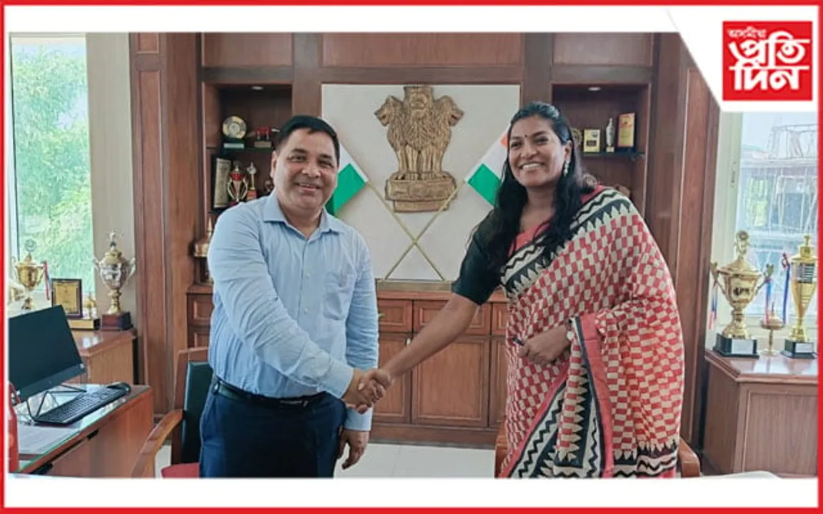 কামৰূপ জিলাৰ নতুন জিলা আয়ুক্ত ৰূপে দায়িত্বগ্ৰহণ দেৱ কুমাৰ মিশ্ৰৰ...