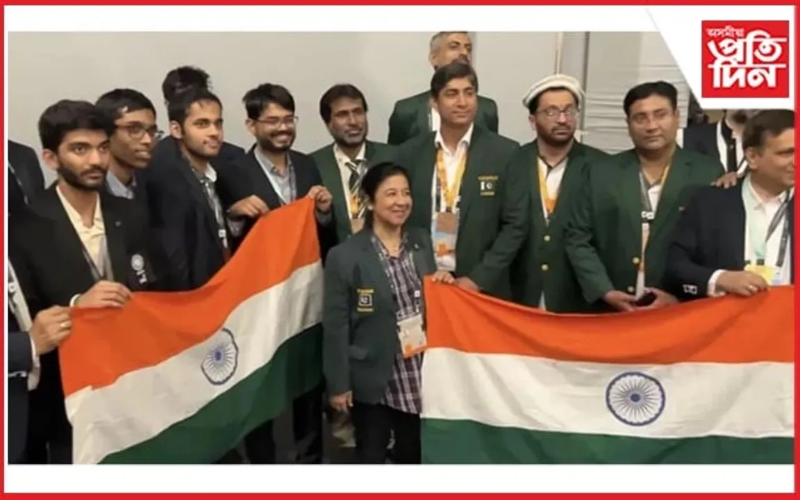 ভাৰতৰ পতাকা হাতত তুলি ল'লে পাকিস্তানী খেলুৱৈয়েঃ ডবা অলিম্পিয়াডৰ মনোৰম দৃশ্য