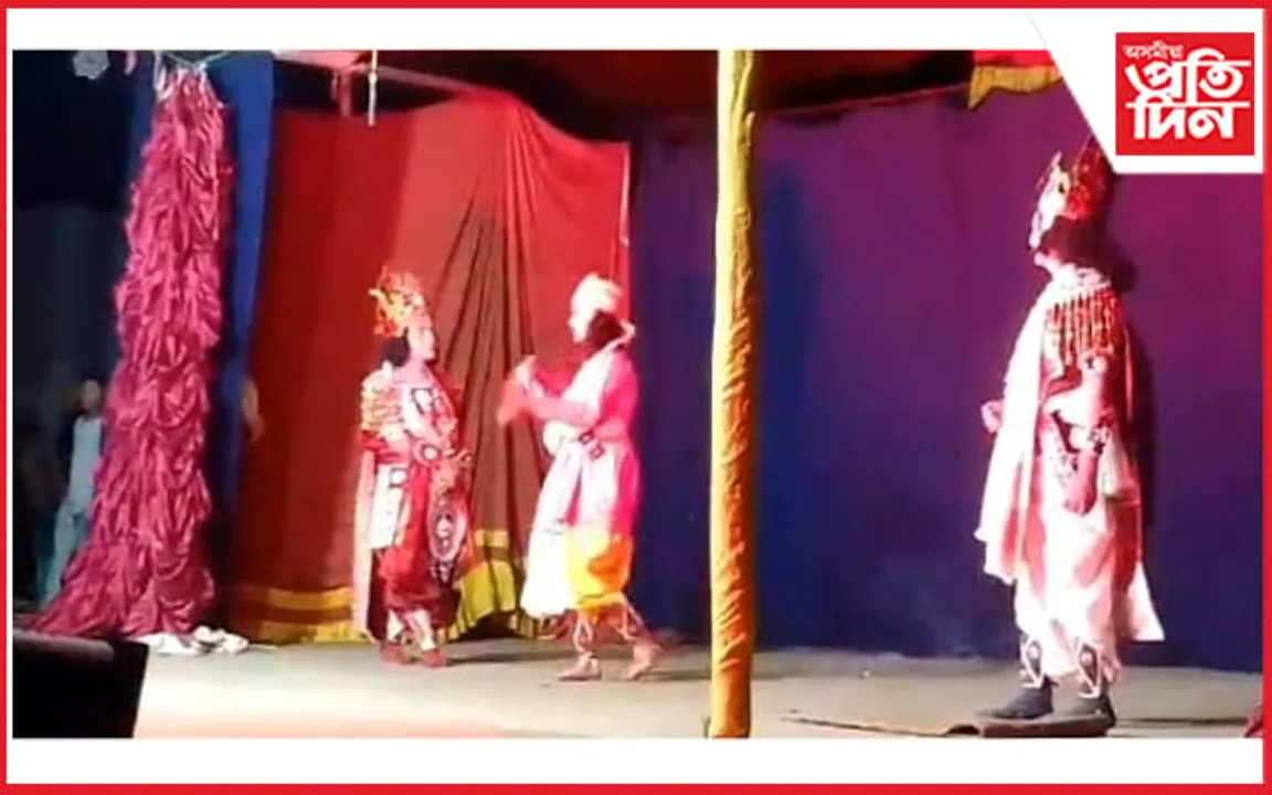 নগাঁৱত চকলাঘাটৰ মহিলাৰ দ্বাৰা 'হৰিচন্দ্ৰ উপাখ্যান' প্ৰদৰ্শন