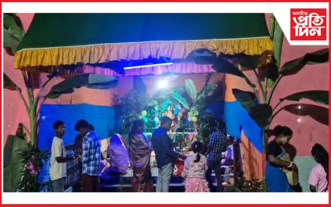 জামুগুৰিহাটৰ টুপীয়াত লক্ষ্মী পূজা উদযাপন...