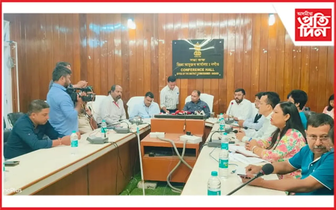 চামগুৰিৰ উপ নিৰ্বাচনৰ সন্দৰ্ভত পৰ্যবেক্ষকৰ সৈতে সংবাদ কৰ্মী আৰু ৰাজনৈতিক দলৰ সভা  