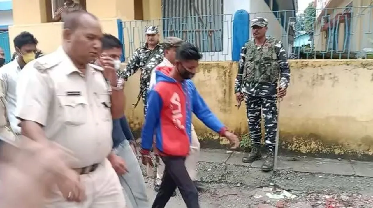 ২ কিশোৰীক বলাৎকাৰ কৰি হত্যা, ৰাজ্য কঁপোৱা কাণ্ডৰ ৰায়দান…
