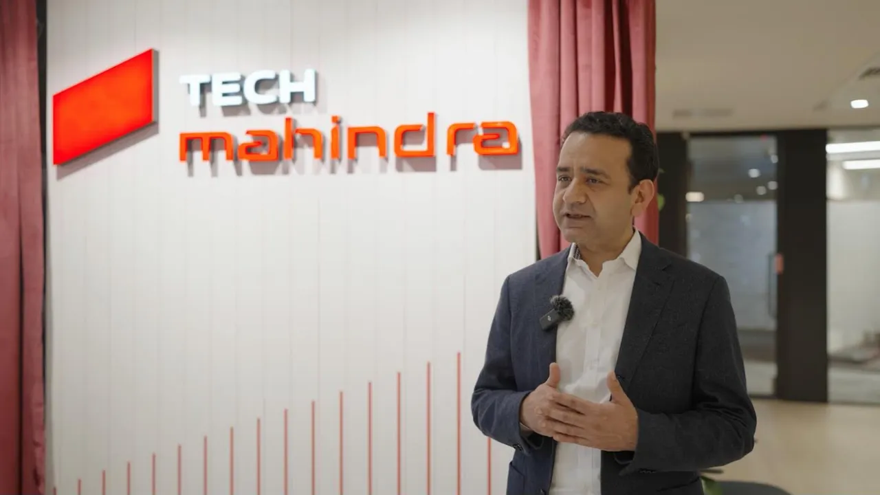 tech mahindra new logo