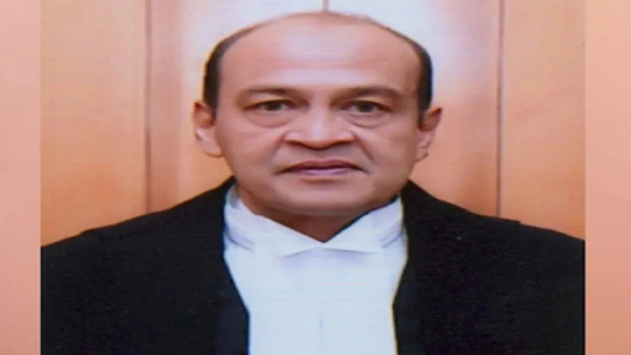  जस्टिस वर्मा के घर से बरामद हुआ था कैश  