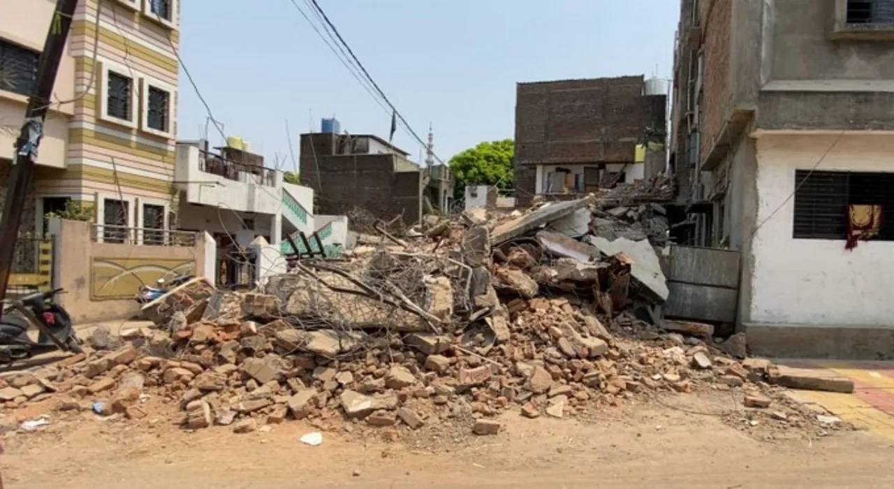   इस मामले में महाराष्ट्र सरकार से दो हफ्तों में जवाब मांगा है। Photograph: (X(@hey_eshwar)) 