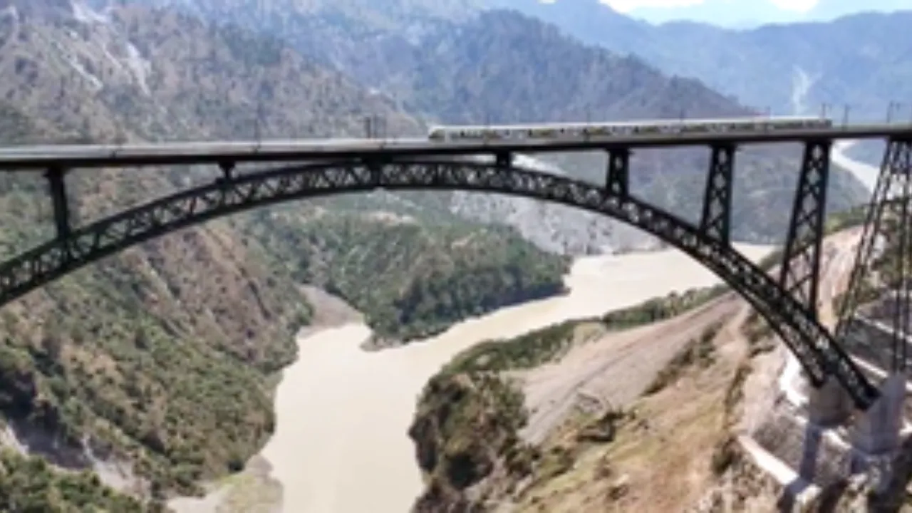  चिनाब नदी का पानी भारत ने किया बंद Photograph: (आईएएनएस) 