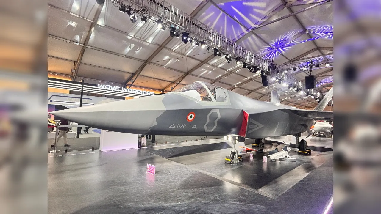  Photograph: (X (@DefenceMinIndia)) 