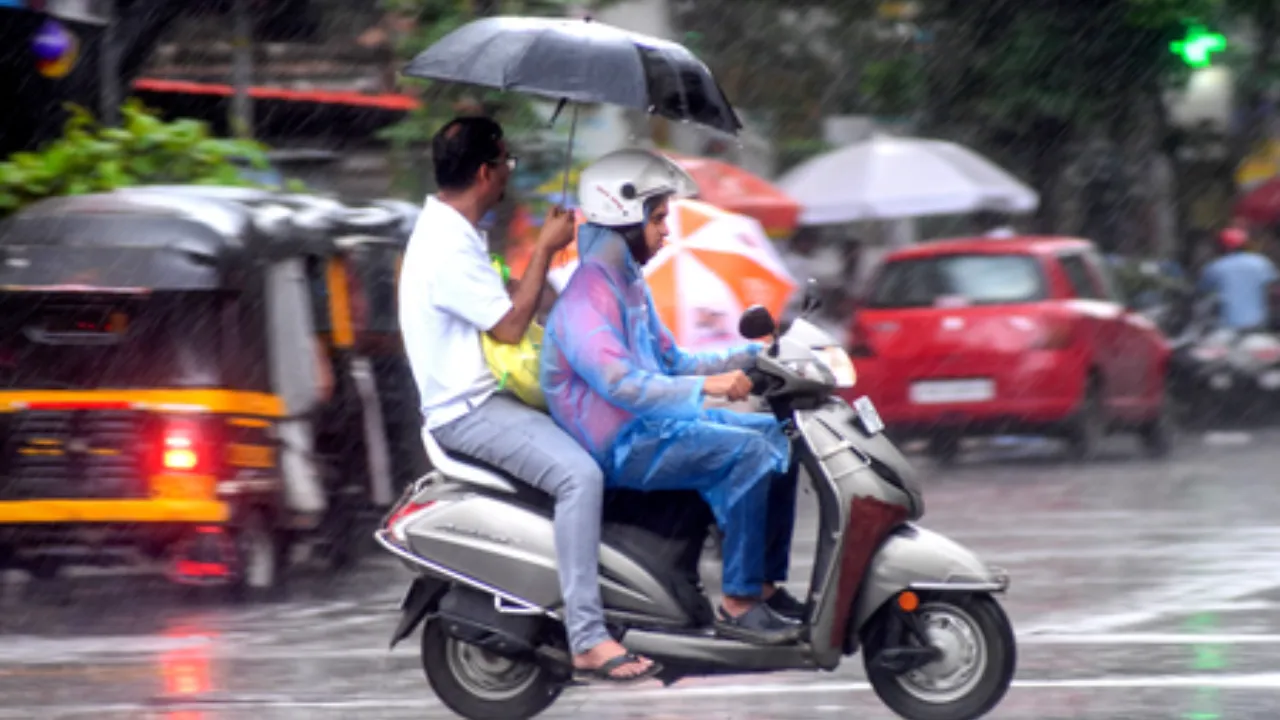  दिल्ली-एनसीआर में अचानक से मौसम ने ली करवट Photograph: (आईएएनएस) 