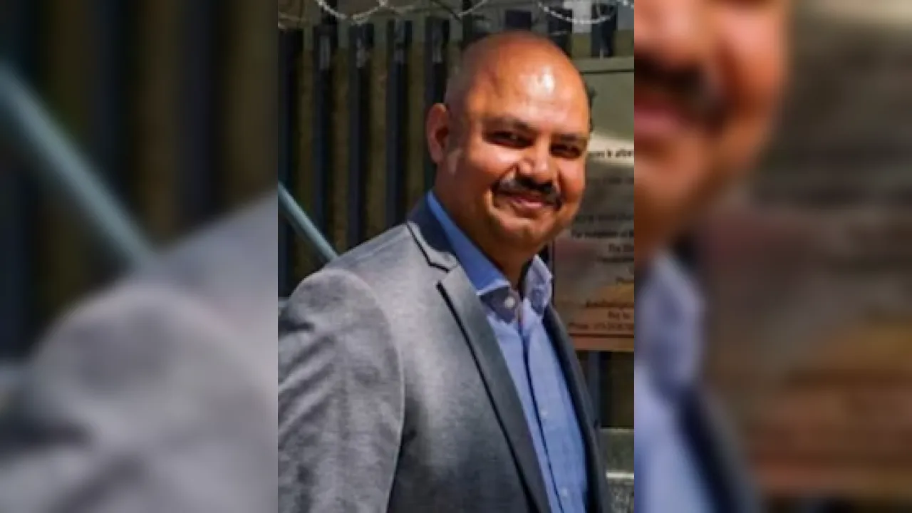  स्वाति मालीवाल से मारपीट मामले में आरोपी विभव कुमार को राहत, कोर्ट ने दी विदेश जाने की इजाजत