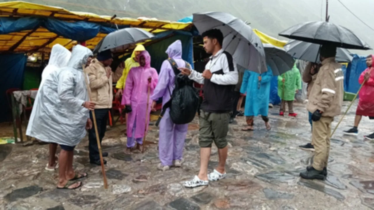  उत्तराखंड में भारी बारिश को लेकर रेड अलर्ट Photograph: (आईएएनएस) 