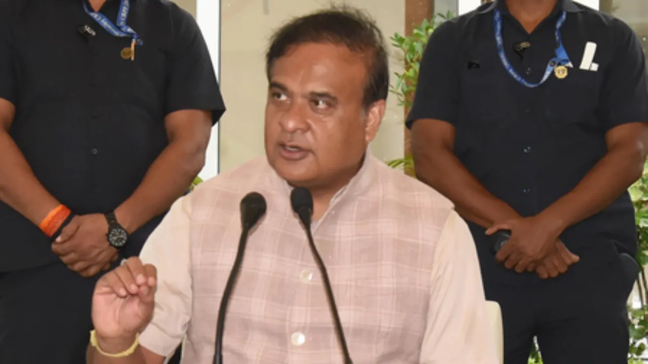 असम सरकार ने आधार कार्ड बनाने पर लगाई रोक Photograph: (आईएएनएस) 