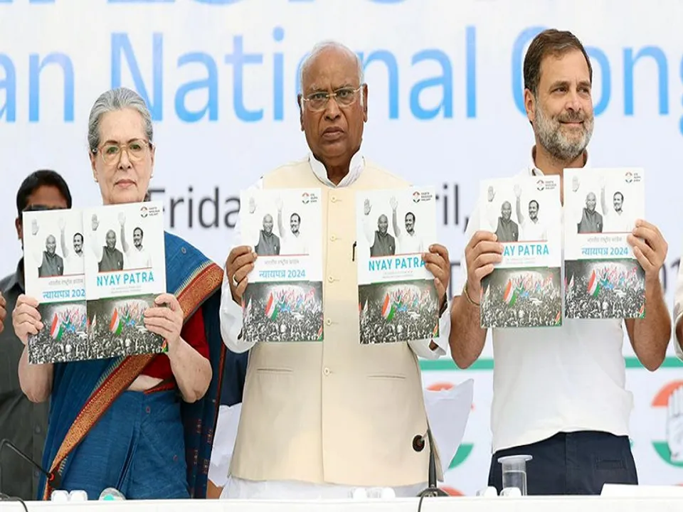  पीएम नरेंद्र मोदी के भाषण के बाद कांग्रेस का घोषणापत्र चर्चा में (फोटो- IANS) 