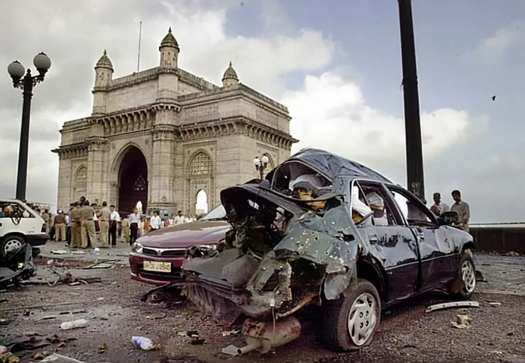  मुंबई बम धमाका। 25 अगस्त 2003। फोटोः X (@vijaygajera) 