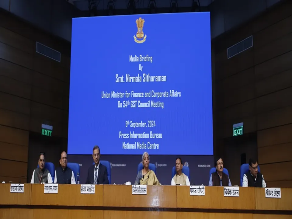  जीएसटी काउंसिल में स्वास्थ्य बीमा पर फैसला नहीं, कैंसर की दवाएं होंगी सस्ती (फोटो- IANS)
 