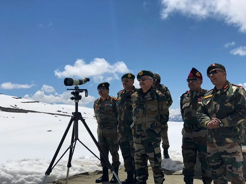  भारत लगातार पांचवें साल सर्दियों में LAC के जोखिम भरे इलाकों में सेना रखेगा तैनात (फाइल फोटो- IANS) 