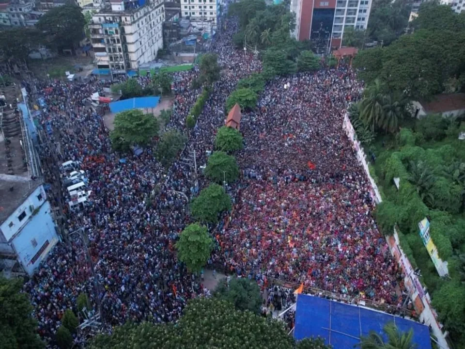  बांग्लादेश में अल्पसंख्यकों की सुरक्षा के लिए बड़ा आंदोलन, सनातन जागरण मंच ने रखी आठ मांगें। फोटोः Win Today (X) 