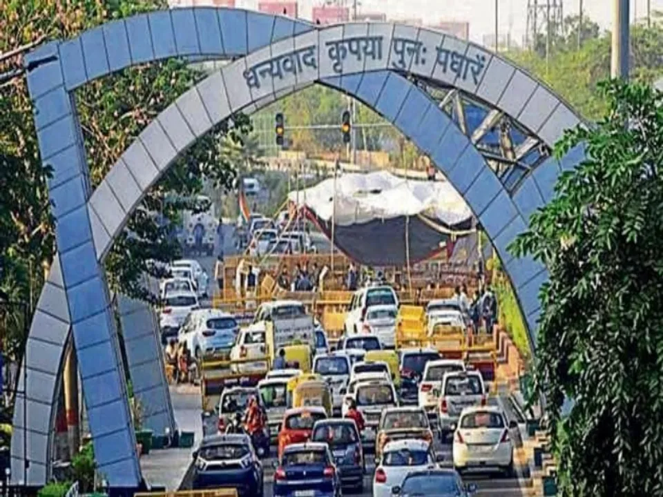  सुप्रीम कोर्ट ने डीएनडी फ्लाईवे पर टोल वसूली पर रोक बरकरार रखा, नोएडा प्राधिकरण को लगाई फटकार