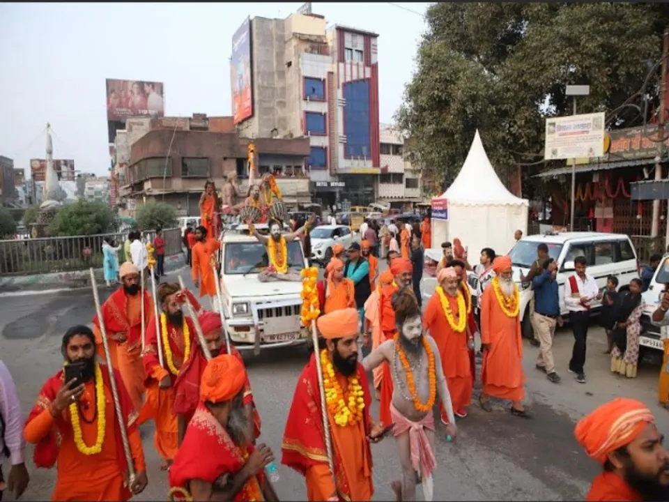  महाकुंभ: श्री पंचायती आनंद अखाड़ा जहां नागा साधुओं ने की थी धर्म की रक्षा, 1200 साल पुराना है इतिहास