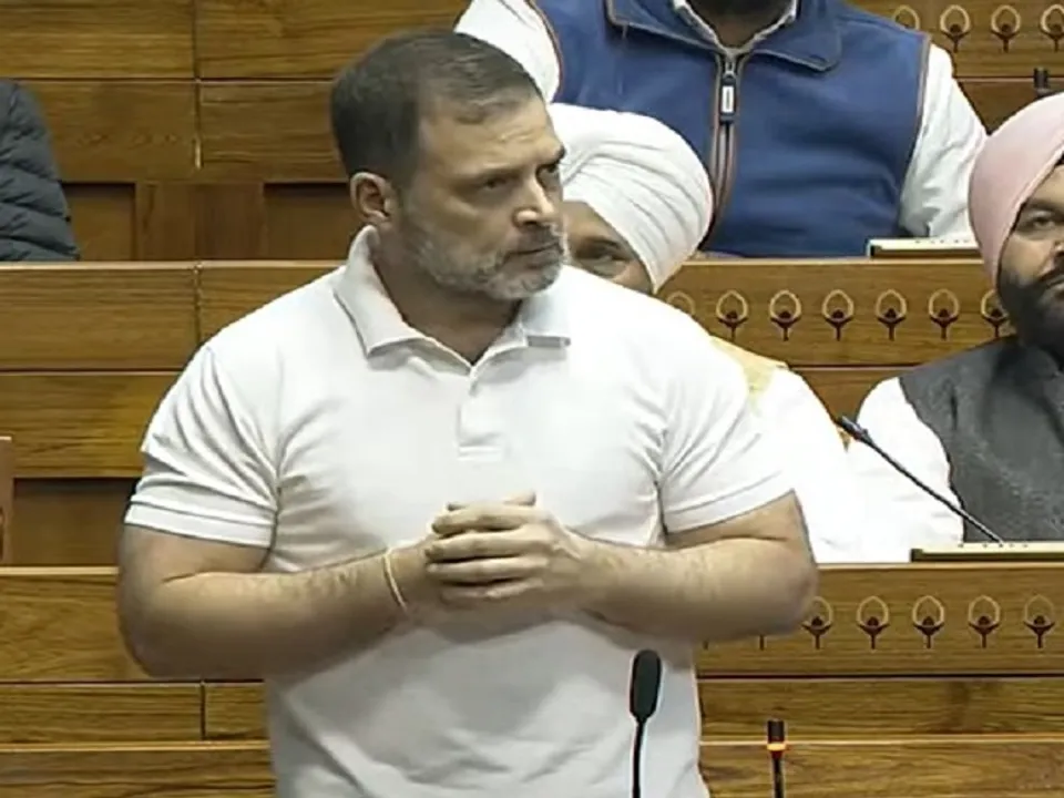  लोकसभा में बोलते हुए राहुल गांधी (फोटो- IANS) 