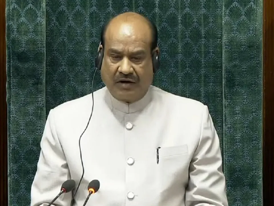  ओम बिरला ने संसद भवन के द्वार पर धरना-प्रदर्शन करने पर प्रतिबंध लगाया (फोटो- IANS) 