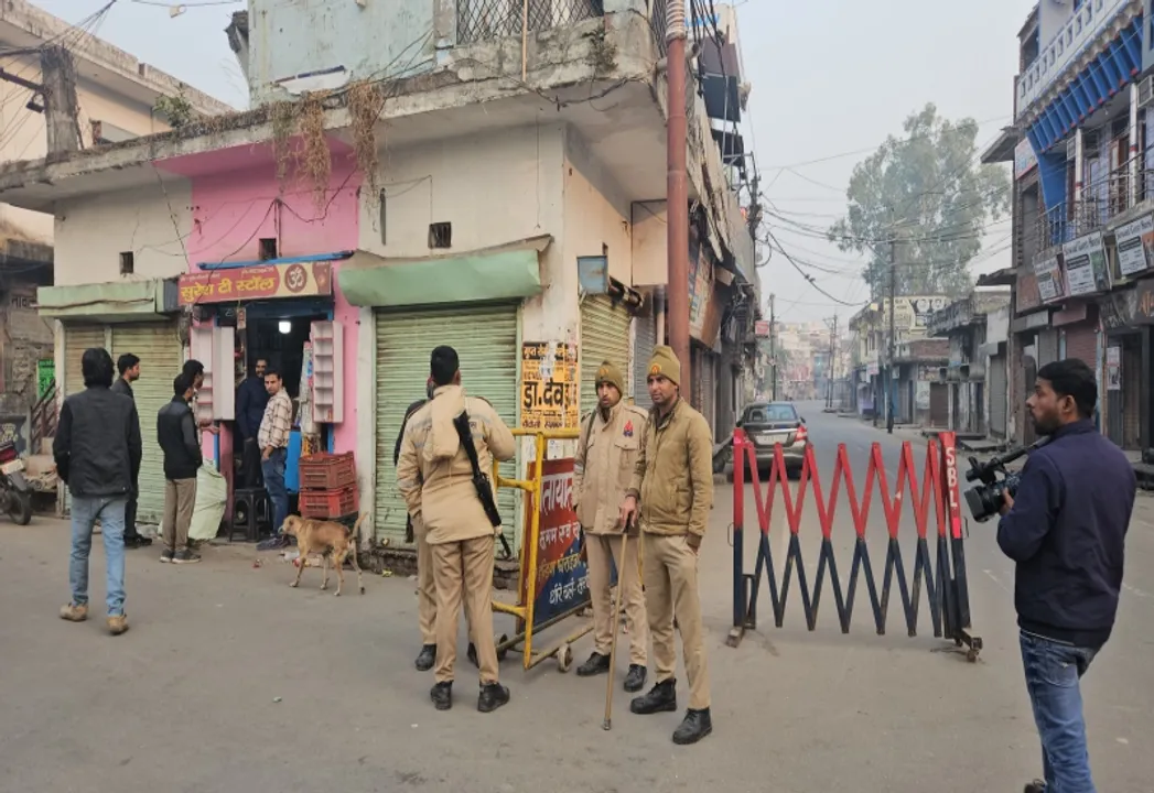  संभल शाही जामा मस्जिद सर्वे मामले में ASI ने कोर्ट में अपना जवाब दाखिल किया। फोटोः IANS 