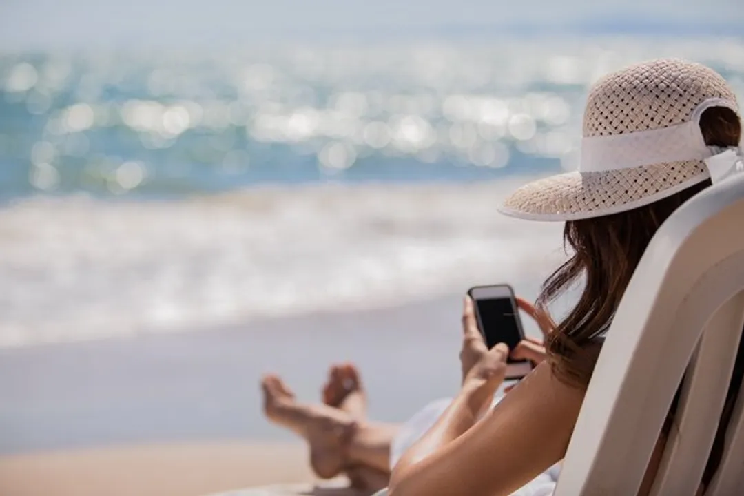 CIOL Indians se the most of social media while on vacation