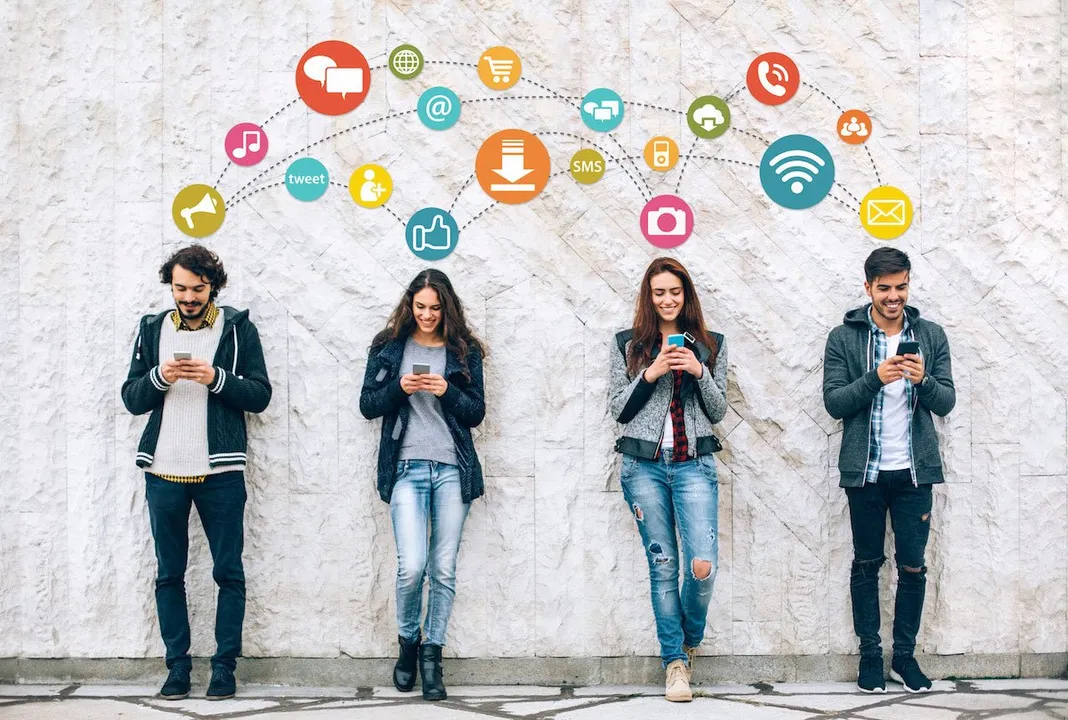 CIOL Instagram and Snapchat, the most detrimental social networking app for teenagers: Study