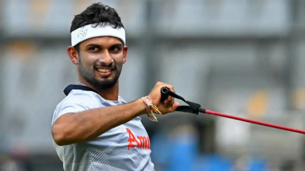 DASUN SHANAKA HAS REPLACED GLENN PHILLIPS IN GUJARAT TITANS FOR IPL 2025 (1)