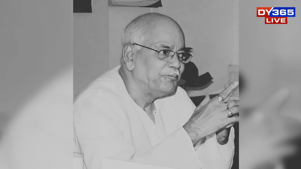  Kabindra Purkayastha 