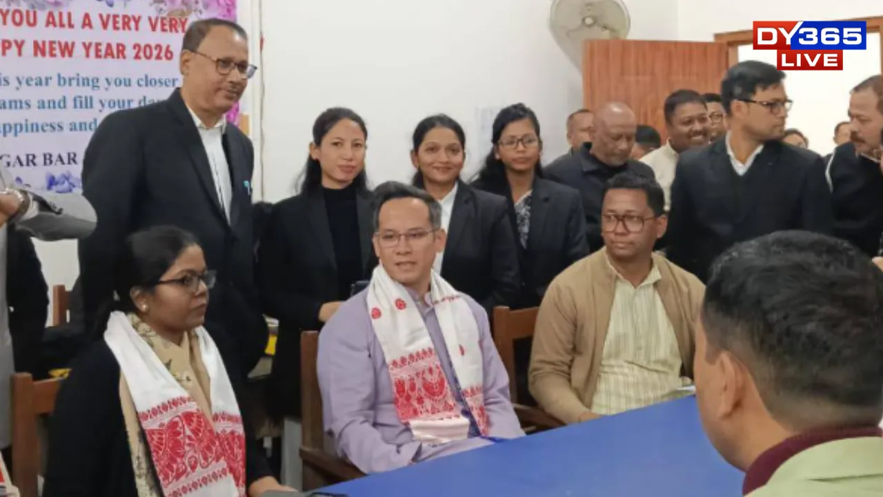  Photograph: (Assam Congress (X)) 