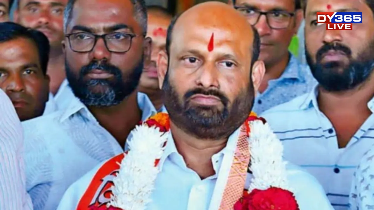  Shrikant Pangarkar Photograph: (Google) 