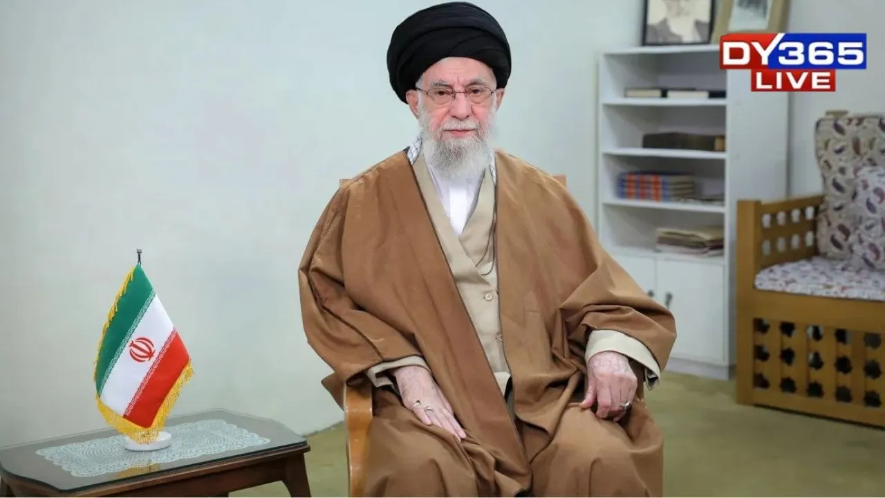  Ayatollah Khamenei Photograph: (rediff (Google)) 