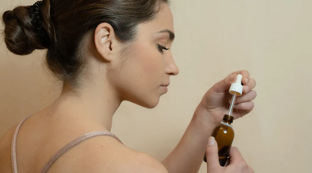 Keen On Using Vitamin C For Your Face? Read This Fact Guide Before You Get Started