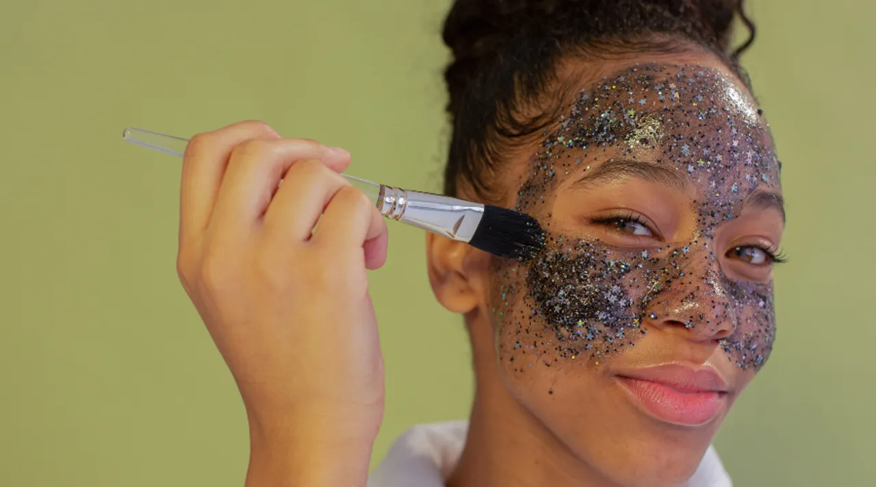 7 Jelly Beauty Products We Are Obsessed With This Season