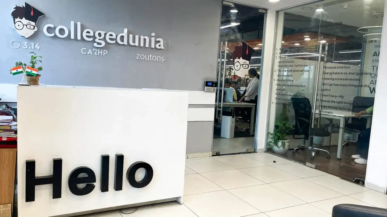 college dunia jpg