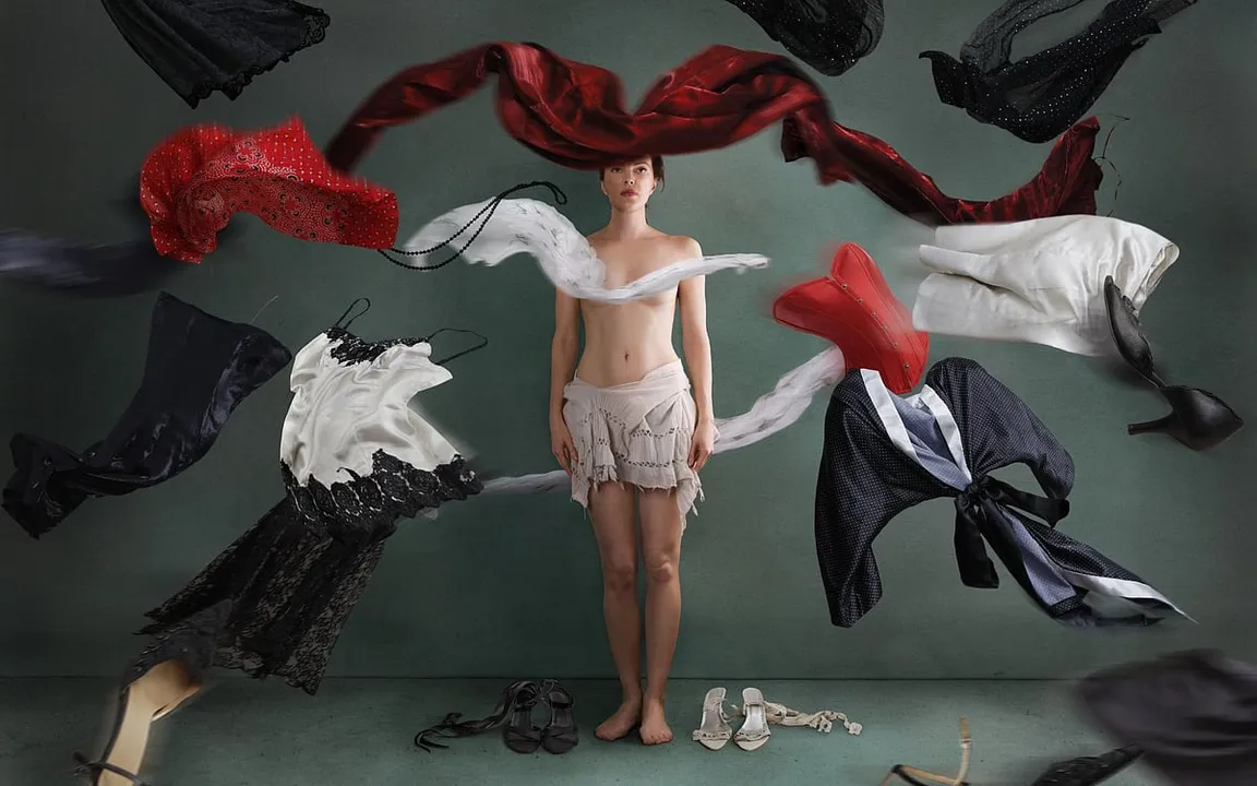 The ultimate guide to creating a capsule closet