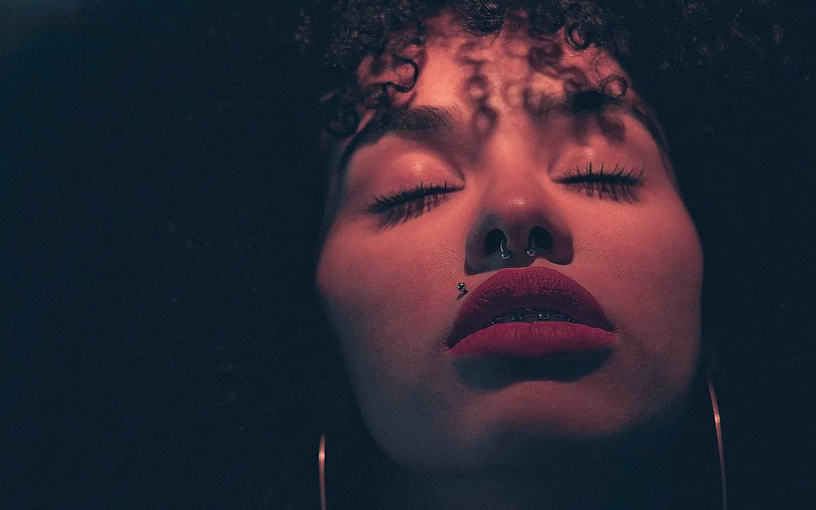 Can lash growth serums do your eyes more harm than good?