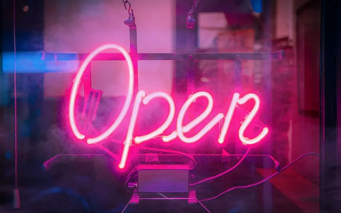 Are open relationships healthy for couples?