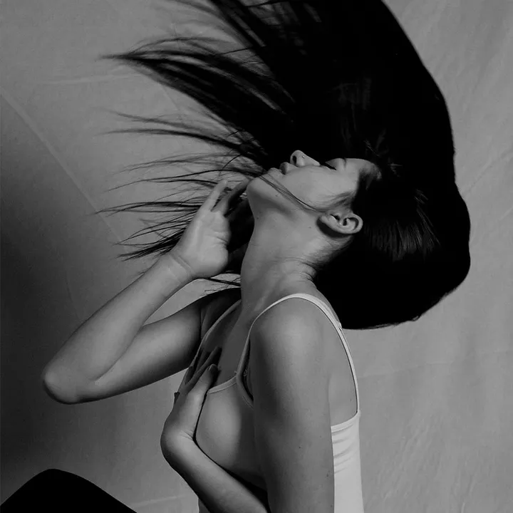 Can biotin supplements promise thicker, healthier hair?