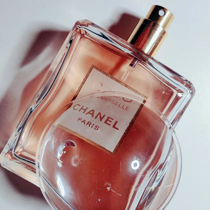 12 luxury perfumes with sweet floral notes